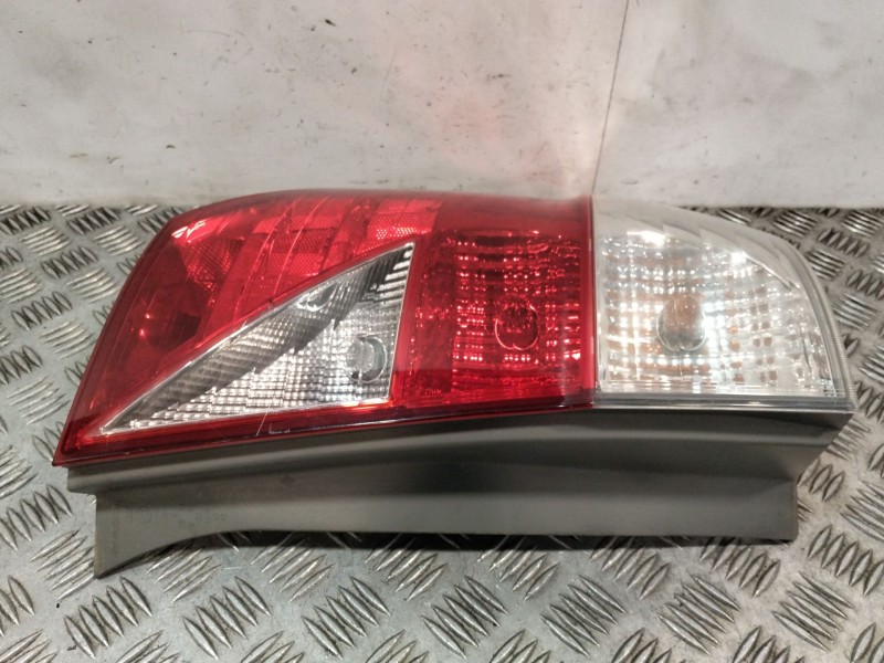 Recambio de piloto trasero izquierdo para honda fr-v (be) 2.0 (be3) referencia OEM IAM 33501SJDE01  