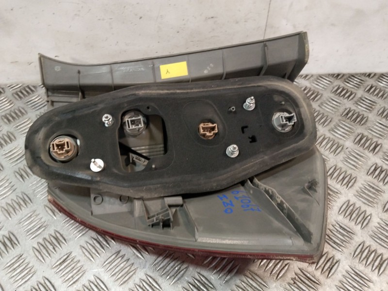 Recambio de piloto trasero izquierdo para honda fr-v (be) 2.0 (be3) referencia OEM IAM 33501SJDE01  