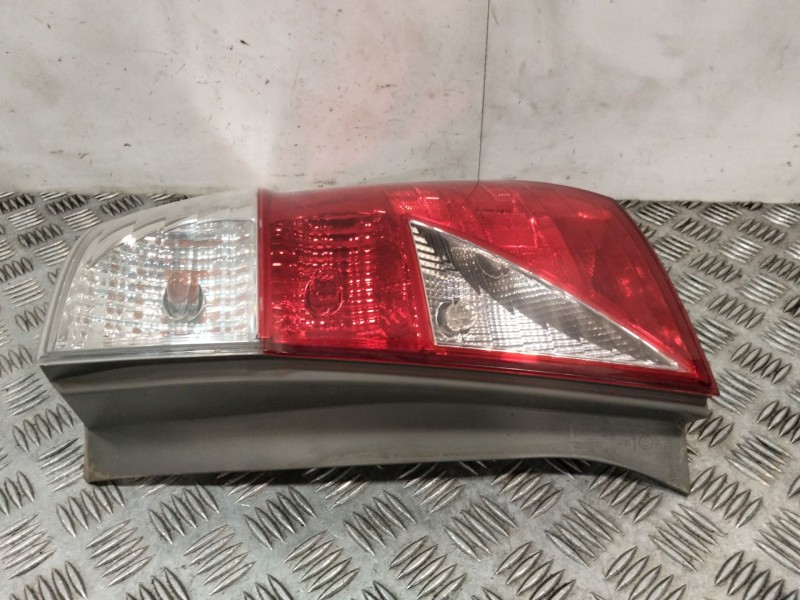 Recambio de piloto trasero derecho para honda fr-v (be) 2.0 (be3) referencia OEM IAM 33501SJDG11  