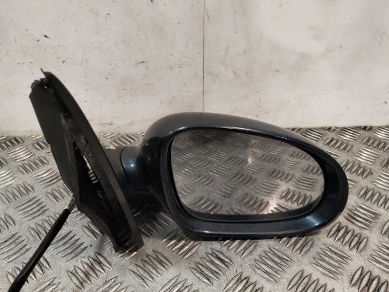 Recambio de retrovisor derecho para volkswagen golf v (1k1) 1.6 referencia OEM IAM 010880  