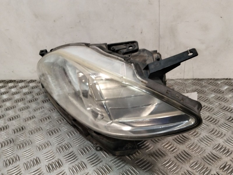 Recambio de faro izquierdo para honda fr-v (be) 2.0 (be3) referencia OEM IAM W3T130726515  