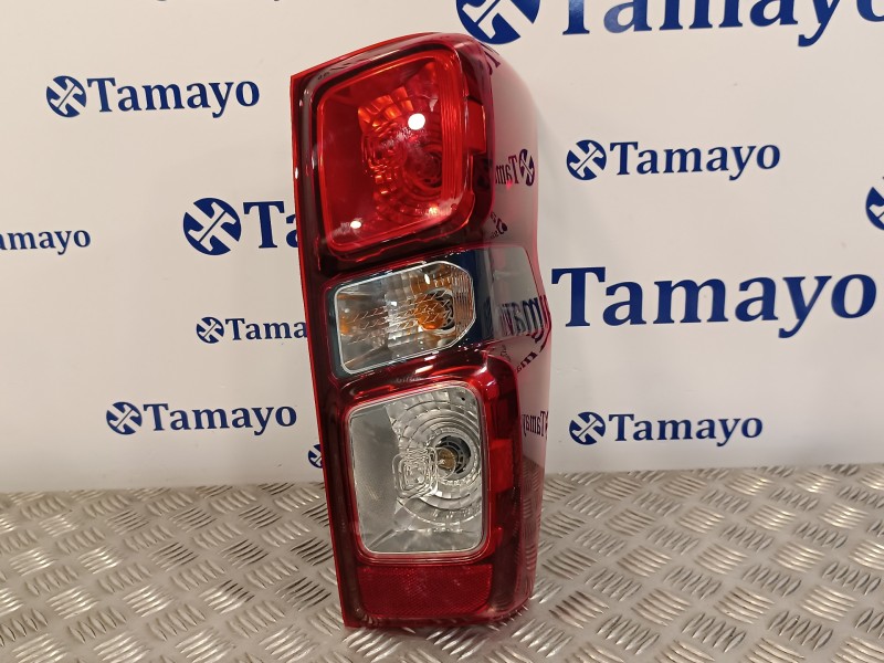 Recambio de piloto trasero derecho para isuzu d-max 1.9 turbodiesel referencia OEM IAM 2208R008  