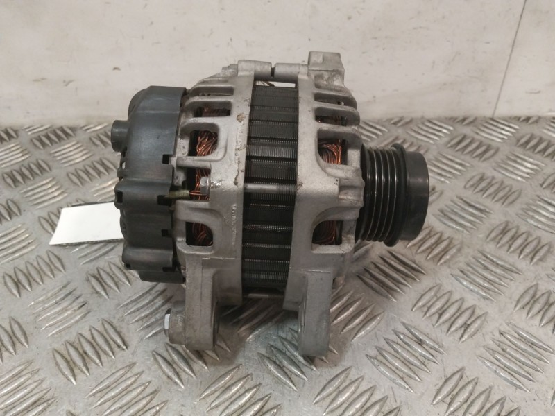 Recambio de alternador para kia rio iii (ub) 1.2 cvvt referencia OEM IAM 2624205 3730003605 