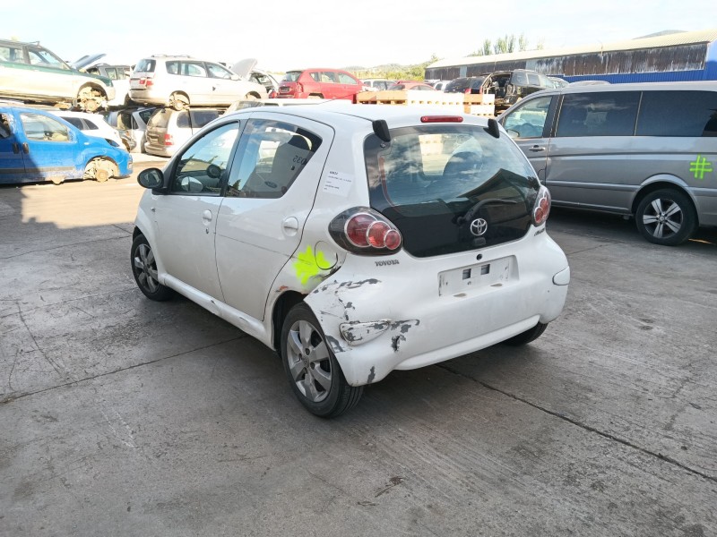 toyota aygo (_b1_) del año 2011