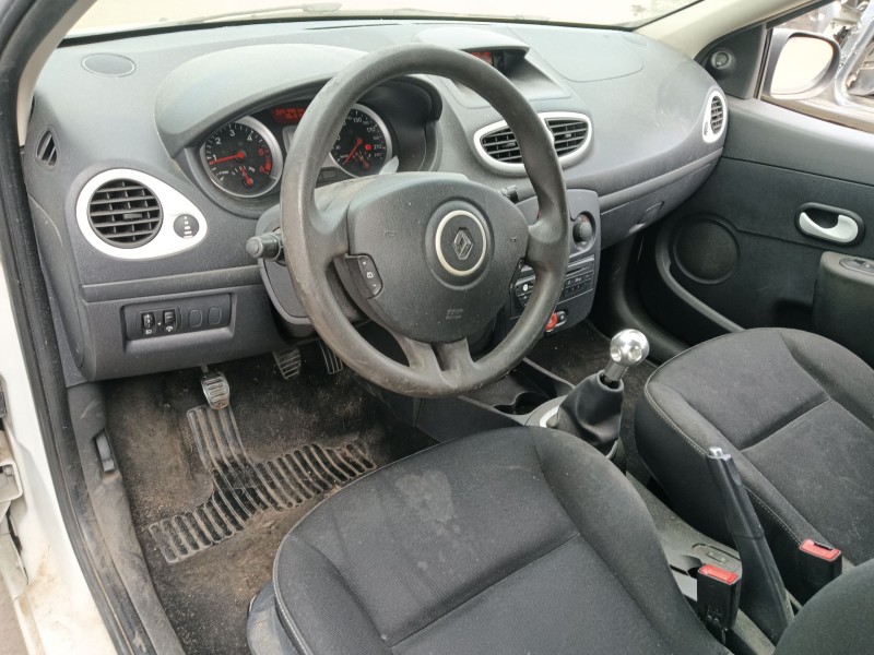 renault clio iii (br0/1, cr0/1) del año 2011