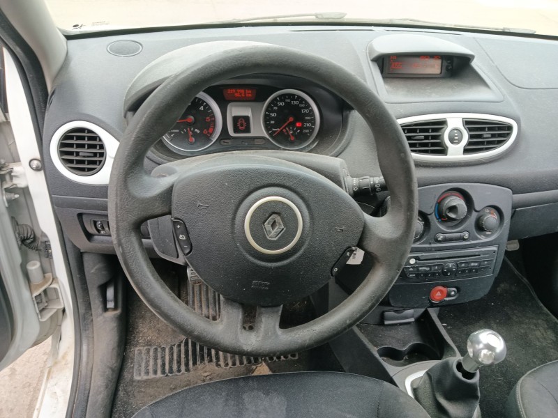 renault clio iii (br0/1, cr0/1) del año 2011