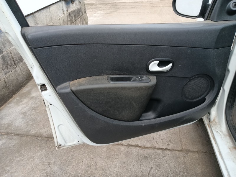 renault clio iii (br0/1, cr0/1) del año 2011