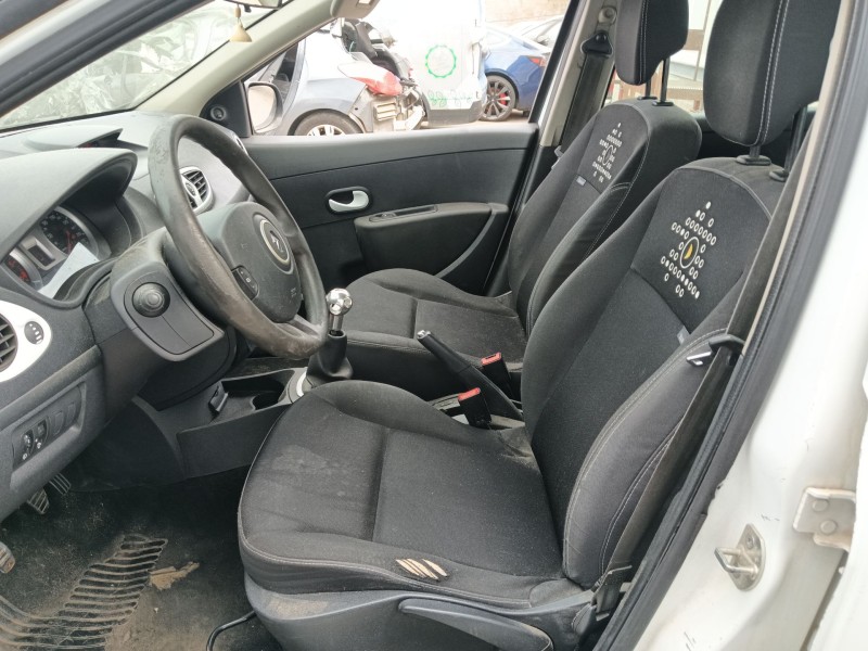 renault clio iii (br0/1, cr0/1) del año 2011