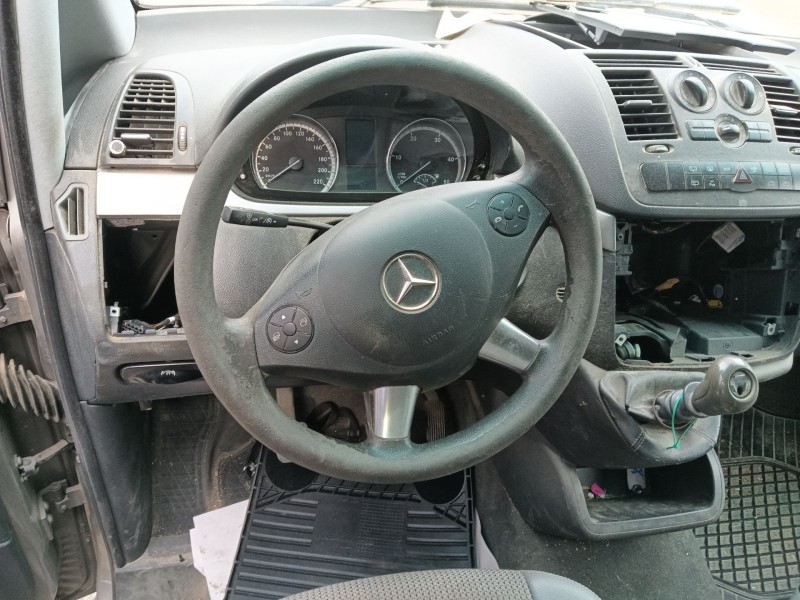 mercedes-benz viano (w639) del año 2011
