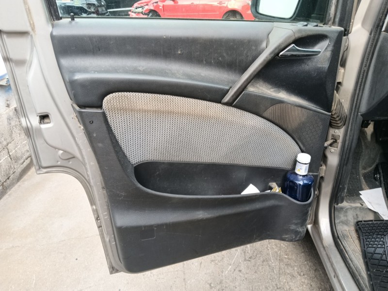 mercedes-benz viano (w639) del año 2011