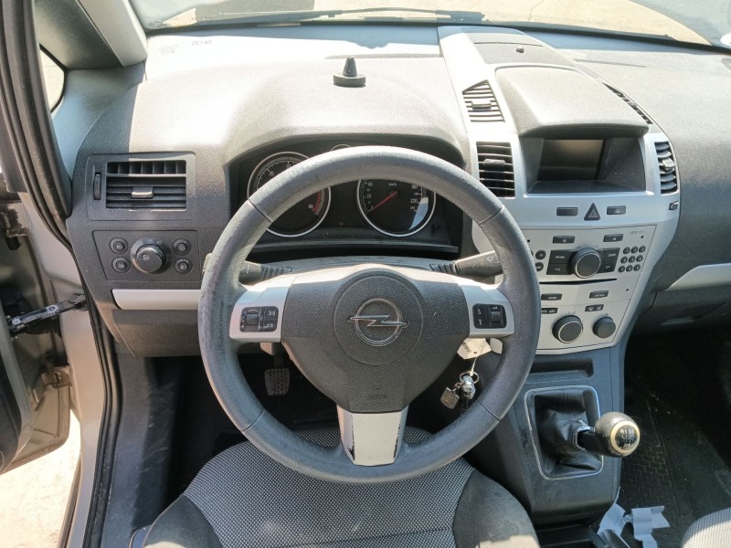 opel zafira / zafira family b (a05) del año 2009