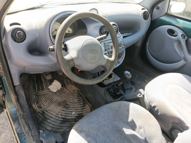 ford ka (rb_) del año 1998