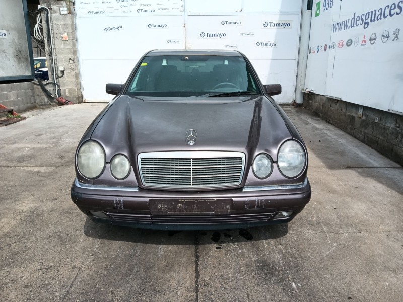 mercedes-benz clase e (w210) del año 1998