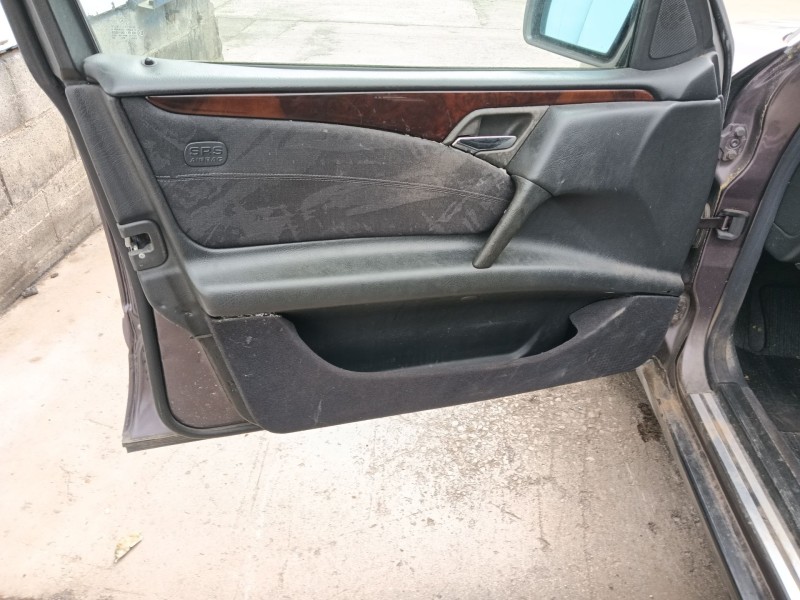 mercedes-benz clase e (w210) del año 1998
