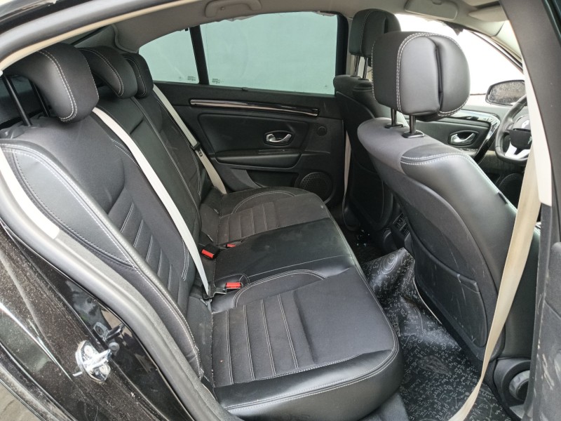 renault laguna iii (bt0/1) del año 2011
