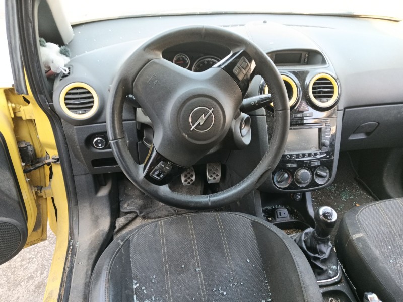 opel corsa d (s07) del año 2014