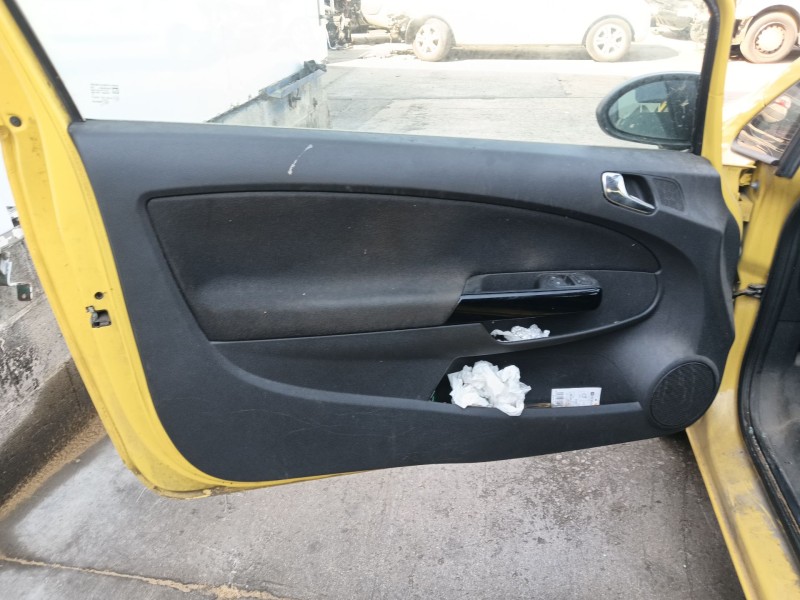 opel corsa d (s07) del año 2014