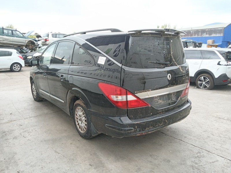 ssangyong rodius i del año 2006