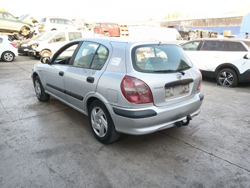 nissan almera ii (n16) del año 2002
