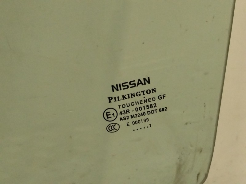 Recambio de luna delantera izquierda para nissan qashqai i (j10, nj10) 2.0 referencia OEM IAM E143R00152  