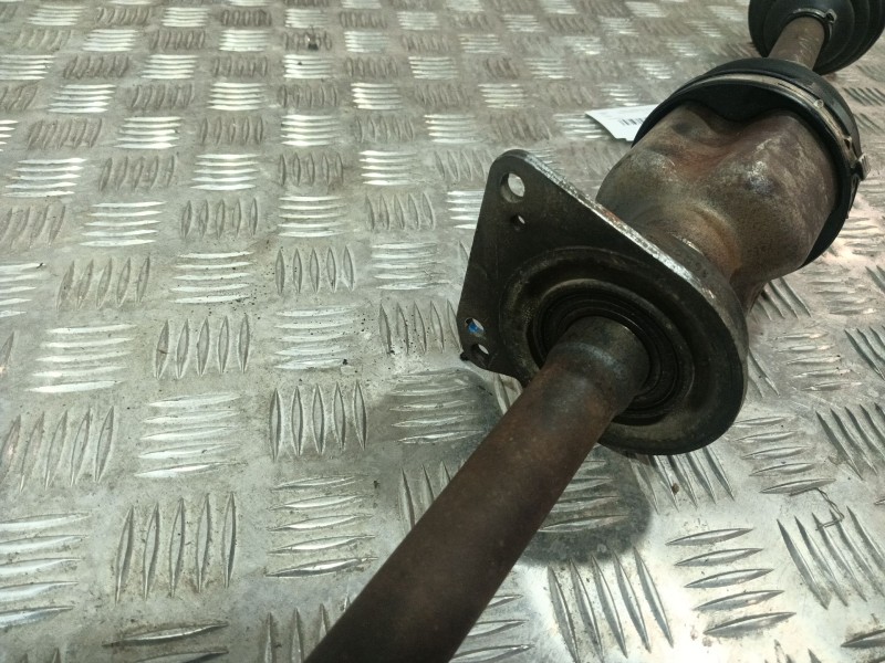 Recambio de transmision delantera derecha para ford mondeo berlina (gd) referencia OEM IAM 1023211  