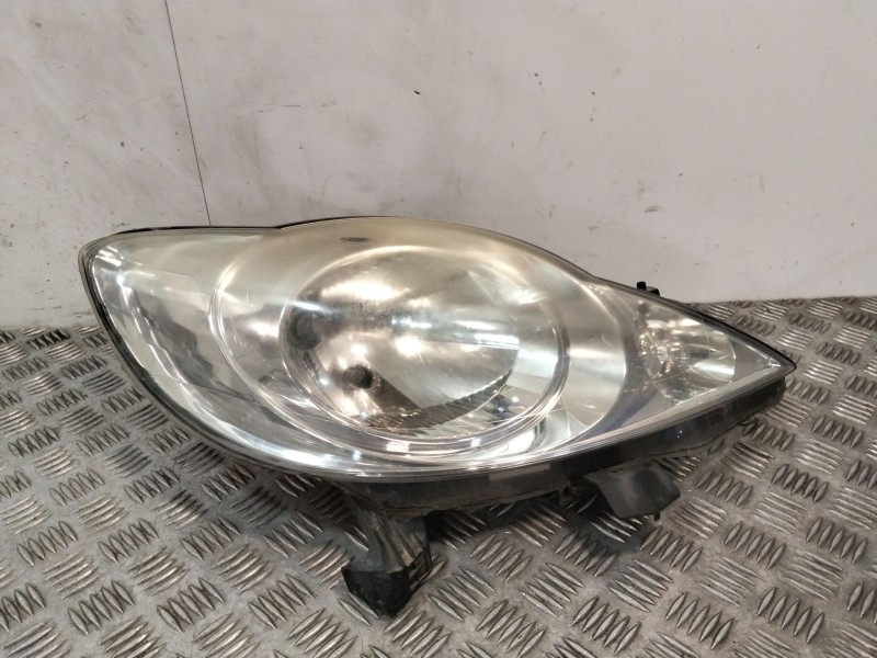 Recambio de faro derecho para peugeot 107 (pm_, pn_) 1.0 referencia OEM IAM 89033104 811100H030 