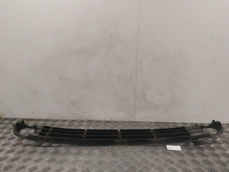 Recambio de rejilla paragolpes central para renault grand scénic ii (jm0/1_) 1.5 dci (jm1e) referencia OEM IAM   