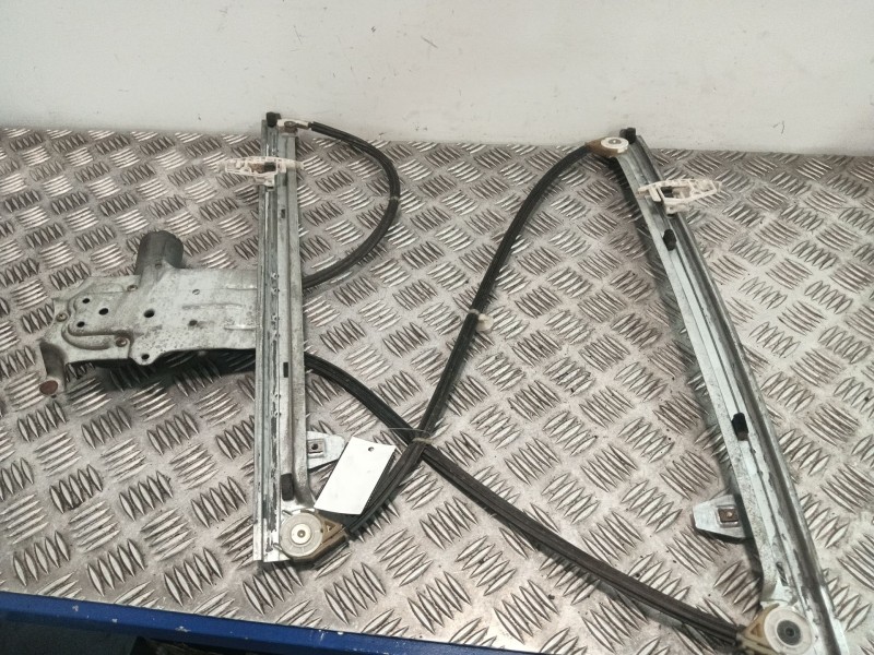 Recambio de elevalunas delantero derecho para citroën xsara picasso (n68) 2.0 hdi referencia OEM IAM 9222F9  
