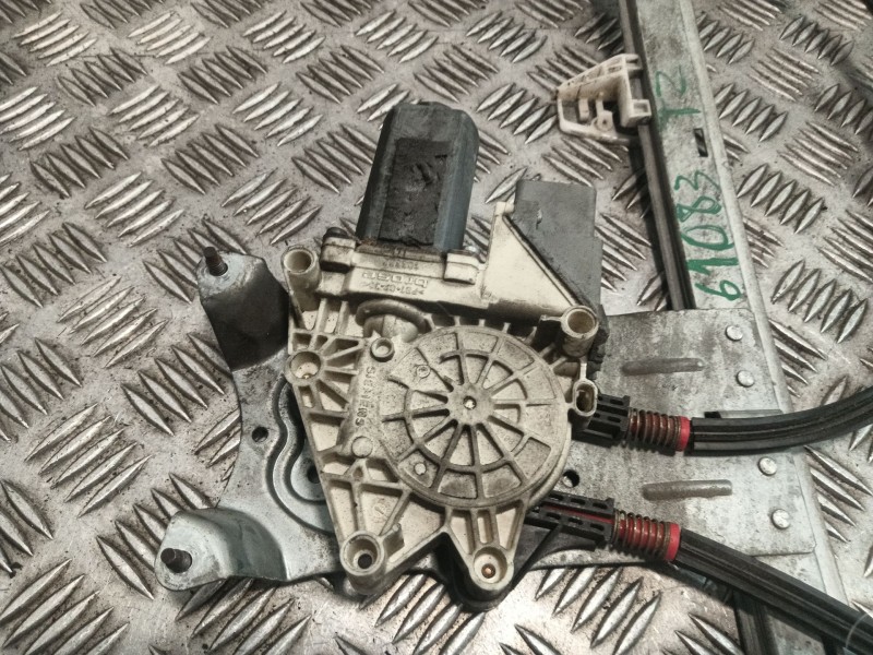 Recambio de elevalunas delantero izquierdo para citroën xsara picasso (n68) 2.0 hdi referencia OEM IAM 128000292  