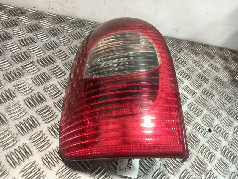 Recambio de piloto trasero izquierdo para citroën xsara picasso (n68) 2.0 hdi referencia OEM IAM 89032867  