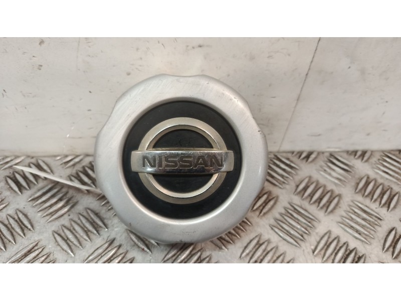 Recambio de tapacubos para nissan pick up (720) 1.8 referencia OEM IAM 40342VK400  