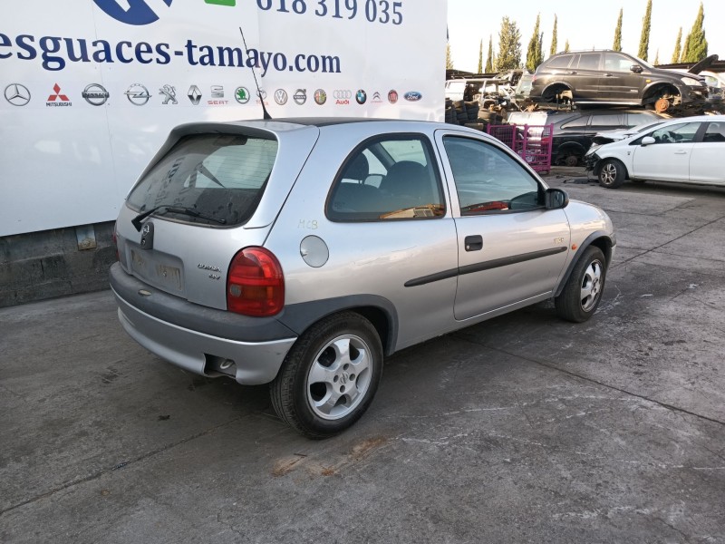opel corsa b (s93) del año 1999