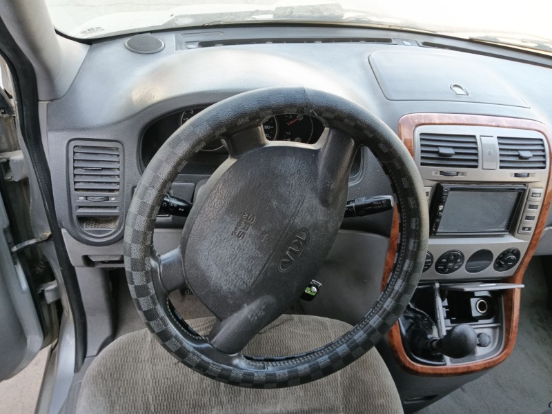 kia carnival ii (gq) del año 2005