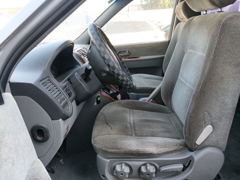 kia carnival ii (gq) del año 2005