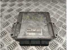 Recambio de centralita motor uce para renault master ii furgoneta (fd) 1.9 dci 80 referencia OEM IAM 0281010783  