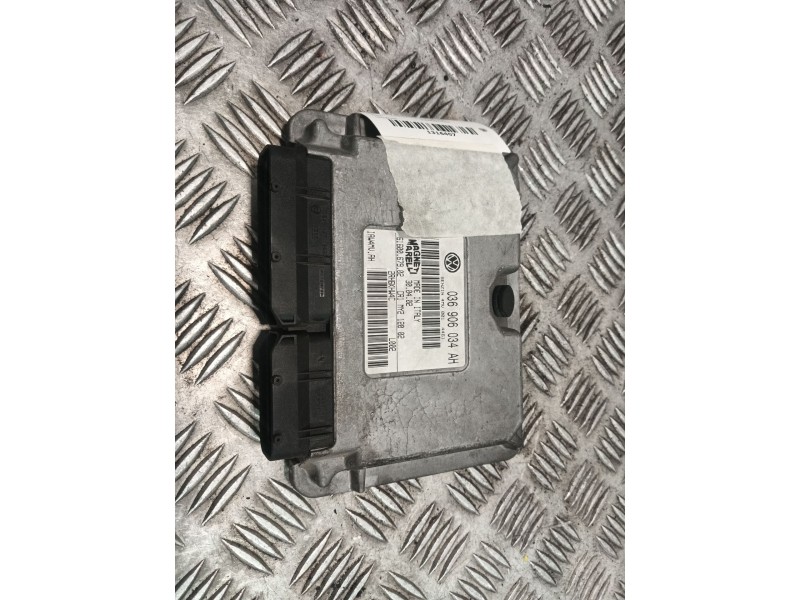 Recambio de centralita motor uce para seat ibiza iii (6l1) 1.4 16v referencia OEM IAM 036906034AH  