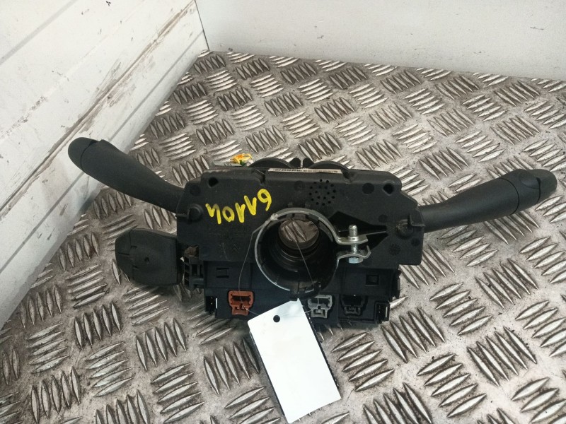Recambio de mando multifuncion para peugeot 206 hatchback (2a/c) 1.6 hdi 110 referencia OEM IAM 96542577XT  