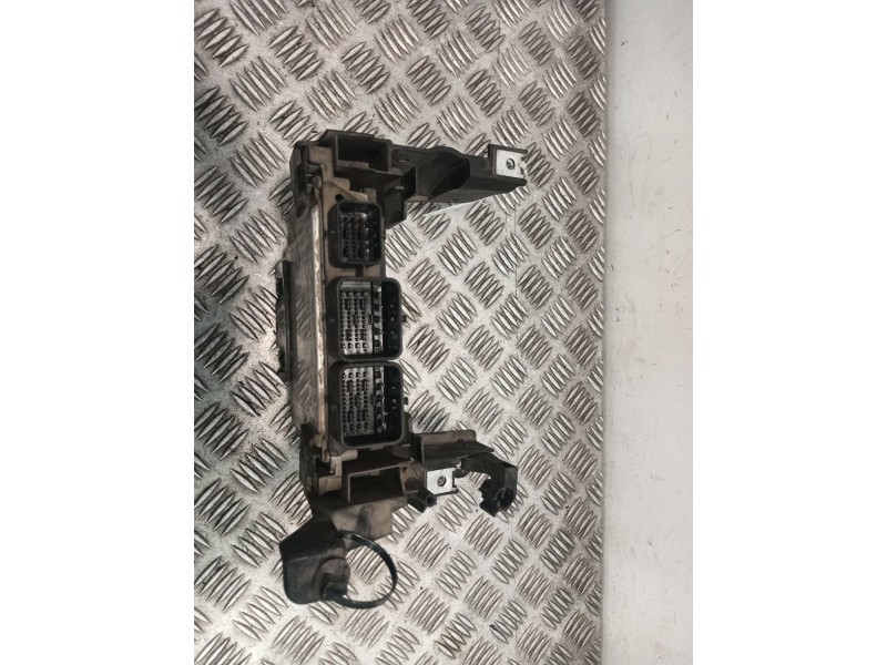 Recambio de centralita motor uce para mini mini (r56) cooper referencia OEM IAM 7640005  