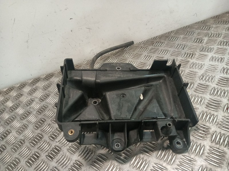 Recambio de soporte bateria para seat ibiza iv sc (6j1, 6p5) 1.4 tdi referencia OEM IAM 50893A  