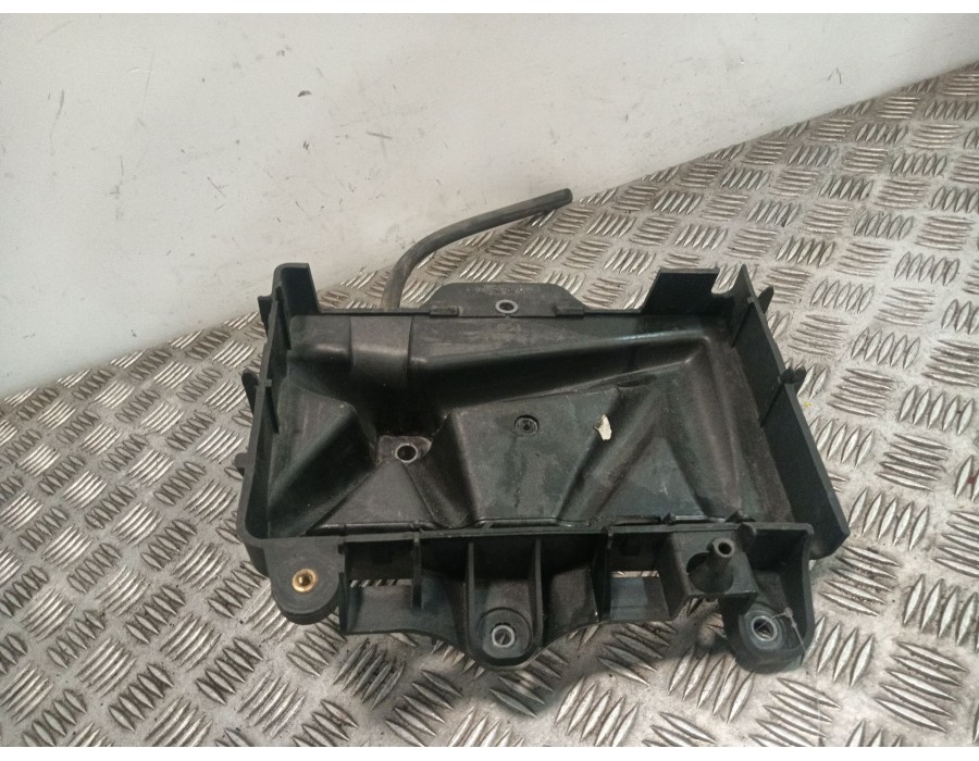 Recambio de soporte bateria para seat ibiza iv sc (6j1, 6p5) 1.4 tdi referencia OEM IAM 50893A  