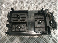 Recambio de caja reles / fusibles para opel astra j (p10) 1.7 cdti (68) referencia OEM IAM 13302301 13318782  2