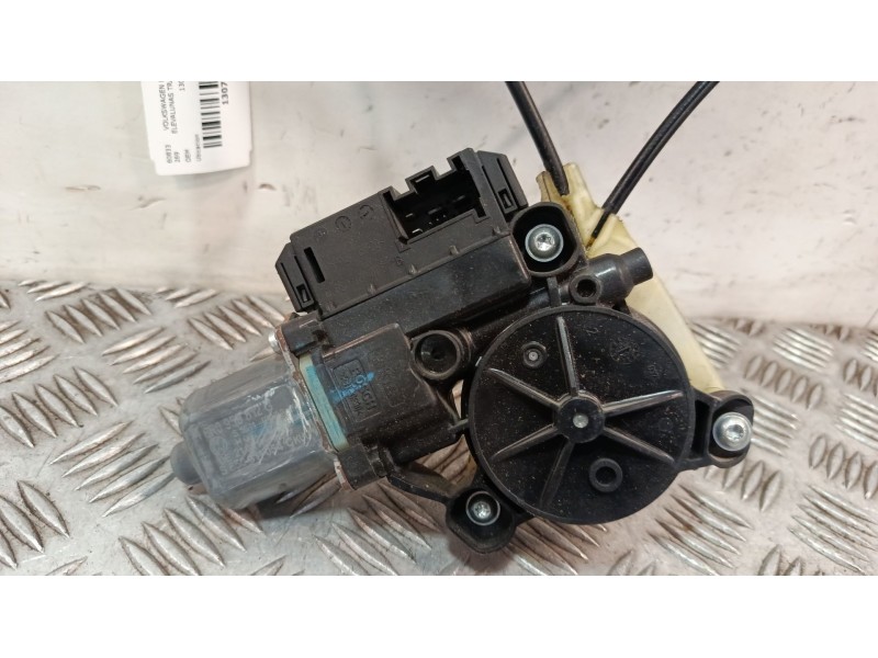 Recambio de elevalunas trasero derecho para volkswagen polo v (6r1, 6c1) 1.6 tdi referencia OEM IAM 130822533  