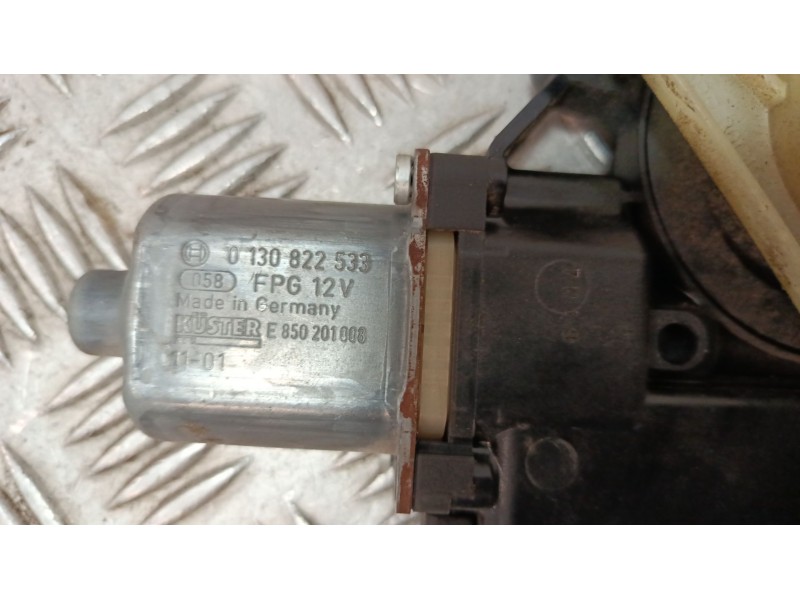 Recambio de elevalunas trasero derecho para volkswagen polo v (6r1, 6c1) 1.6 tdi referencia OEM IAM 130822533  