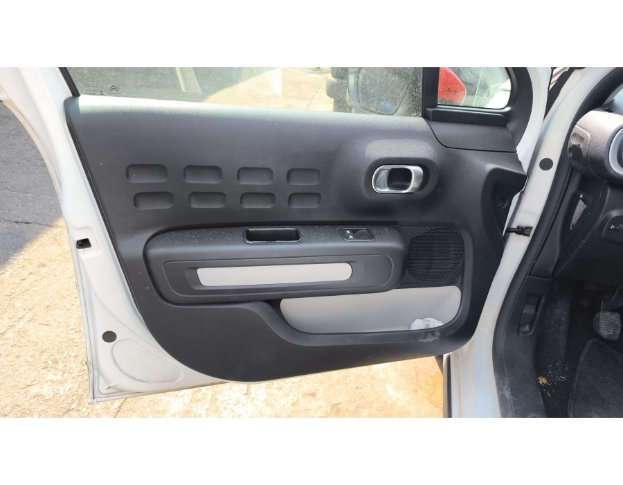 Recambio de elevalunas delantero izquierdo para citroën c3 iii (sx) 1.2 thp 110 referencia OEM IAM 9840154580  