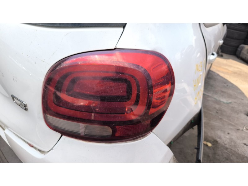 Recambio de piloto trasero derecho para citroën c3 iii (sx) 1.2 thp 110 referencia OEM IAM 9812257480  