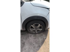 Recambio de paso de rueda delantero derecho para citroën c3 iii (sx) 1.2 thp 110 referencia OEM IAM 9812150180  
