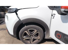 Recambio de paso de rueda delantero izquierdo para citroën c3 iii (sx) 1.2 thp 110 referencia OEM IAM 9811931280  