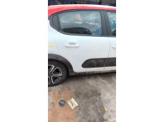 Recambio de puerta trasera derecha para citroën c3 iii (sx) 1.2 thp 110 referencia OEM IAM 9812254880  
