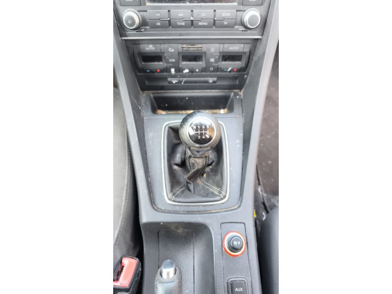Recambio de palanca cambio para seat exeo (3r2) 2.0 tdi referencia OEM IAM 8E0711055P  