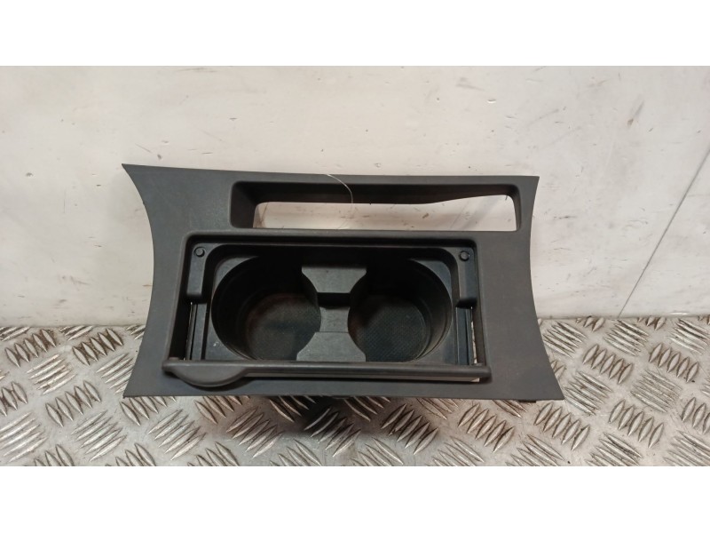 Recambio de moldura para mazda 3 lim. (bl) referencia OEM IAM BBP364361  